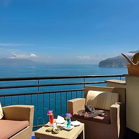 Hotel Bristol 4*