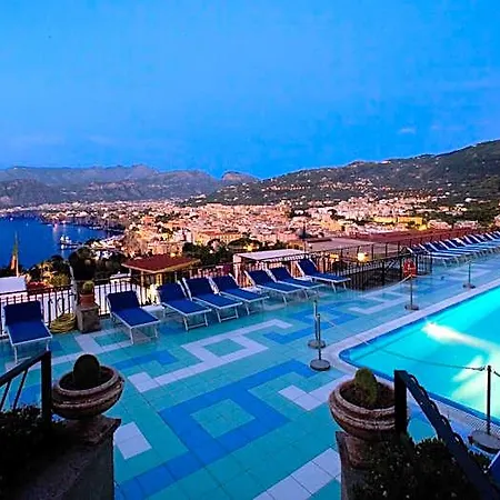 Bristol Hotel