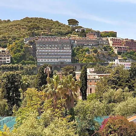 Bristol 4* Sorrento