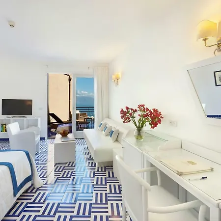 Otel Bristol
