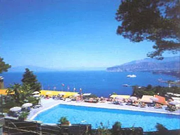 Bristol Otel 4*